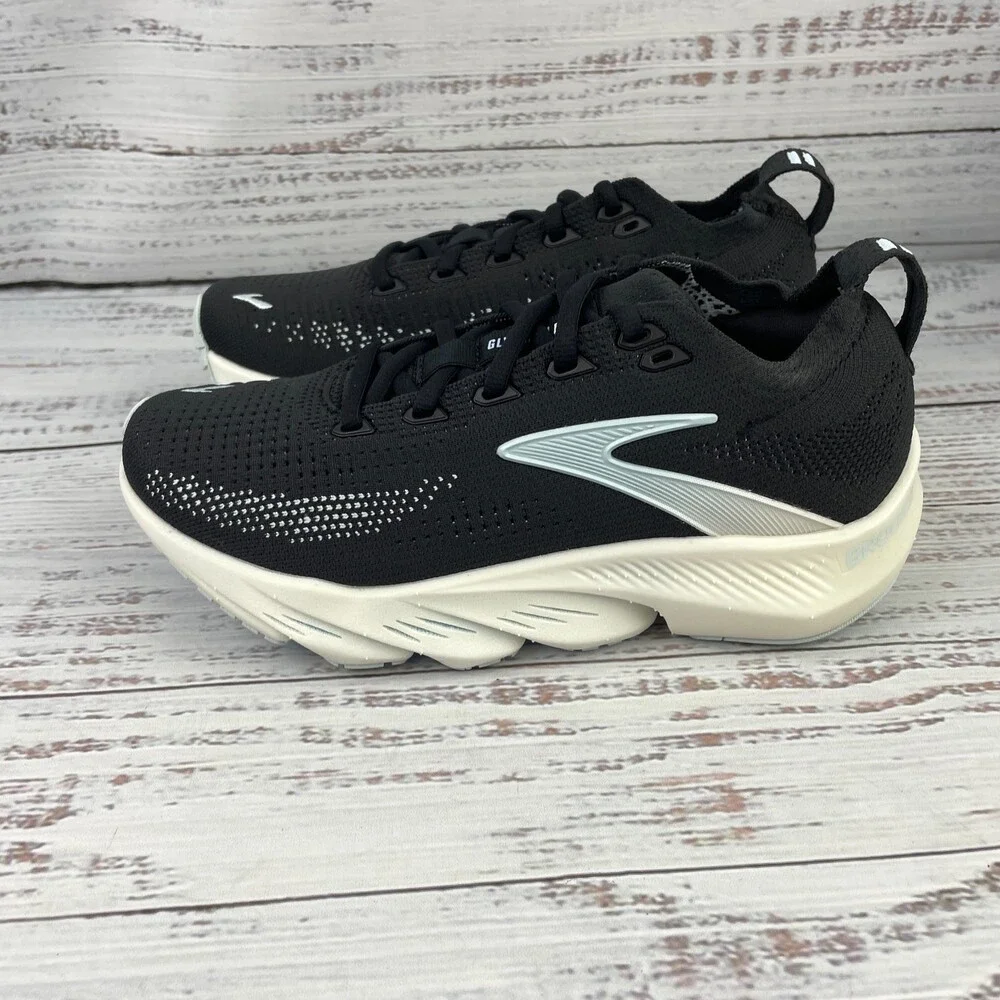 Brooks Glycerin Flex Womens US 5 B Running Shoes Black White